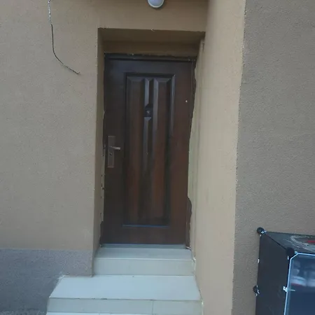 Tyson House Jakuzzi Mikrevo شقة *